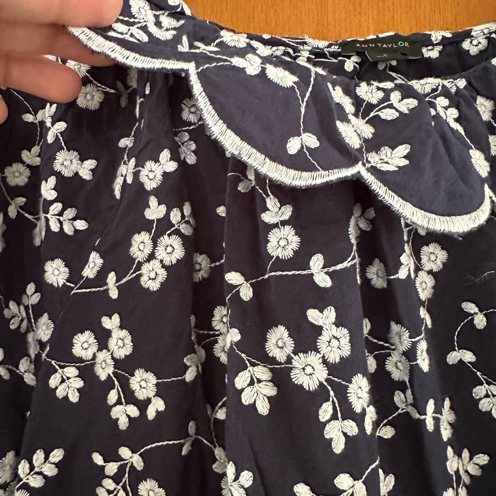 Ann Taylor Navy Blue Floral Blouse - Picture 3 of 6